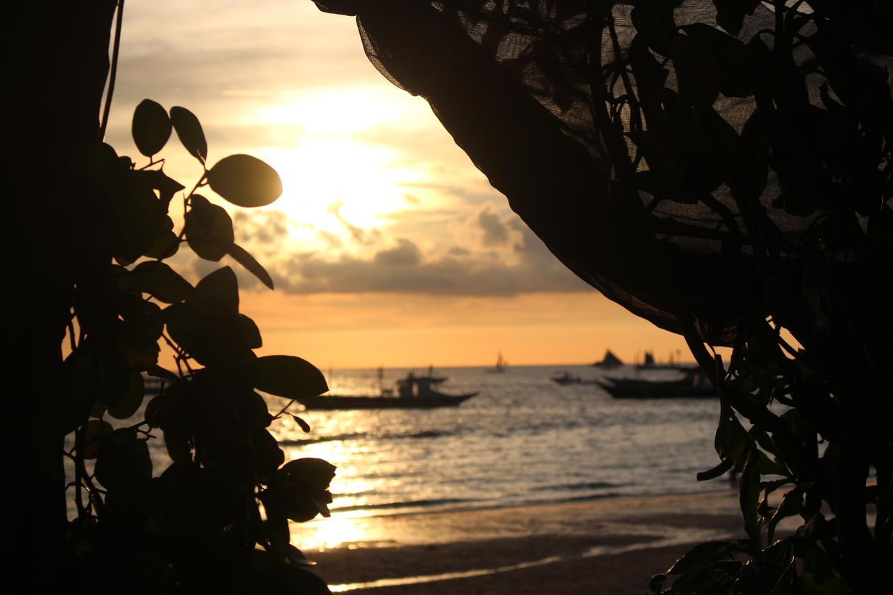 Blue Coral Boracay 3* Manoc-Manoc